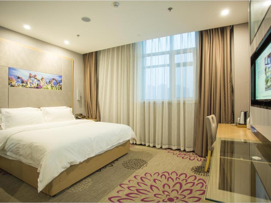 Lavande Hotels Heze Changjiang Road Wanda Plaza Bagian luar foto